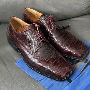 David Eden Burgandy Shoes sz 10.